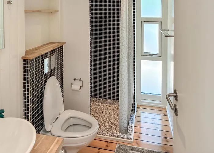 Дом отдыха 3 Bedroom Stunning In